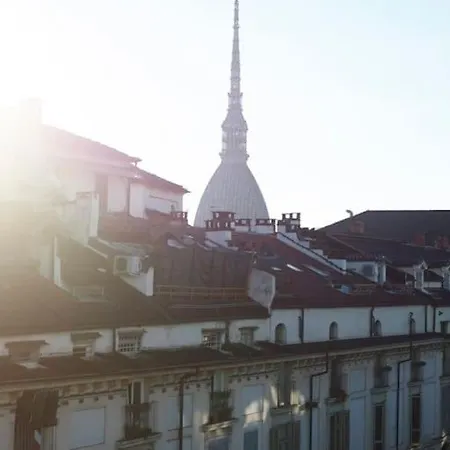Colazione In Piazza Castello Turyn